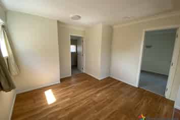 2/85A station Road, Papatoetoe