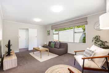 176A Queens Drive, Lyall Bay