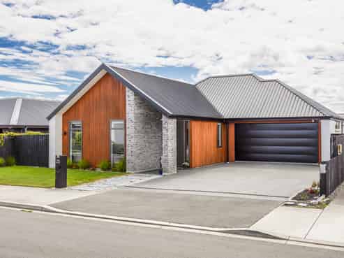 25 Kaitorete Drive, Lincoln