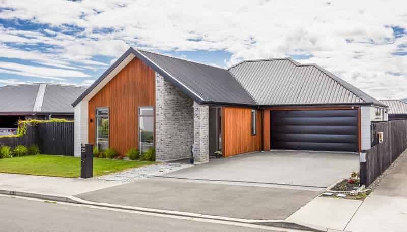 25 Kaitorete Drive, Lincoln