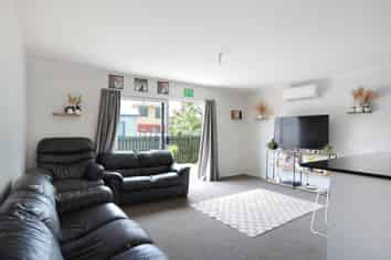 2/13 Hamurana Place, Te Atatu Peninsula