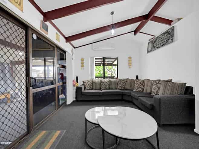 75 Kerrs Road, Manukau