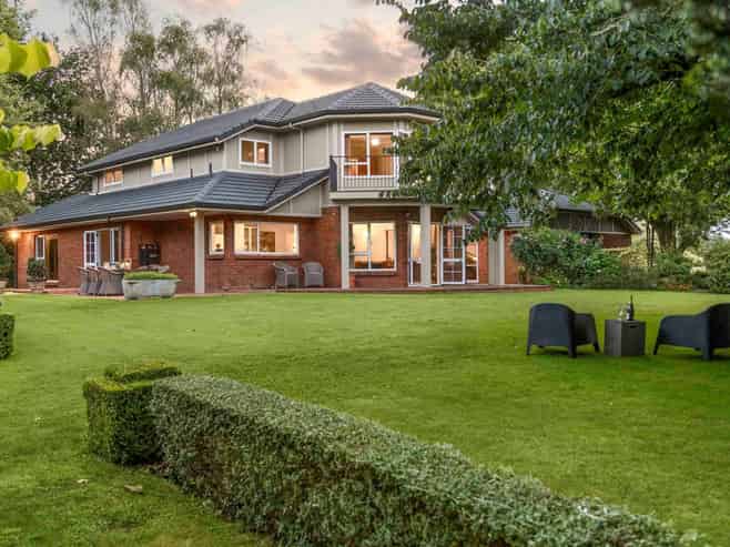 3611 Cambridge Road, Cambridge