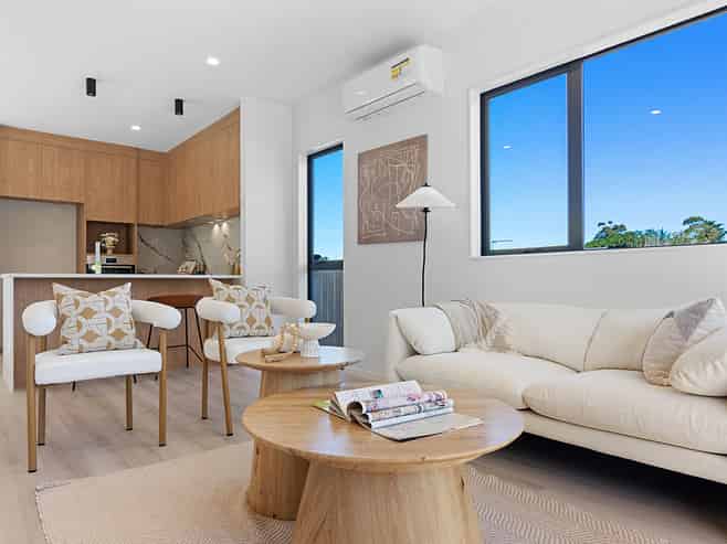 11 Glenfinn Place, Massey