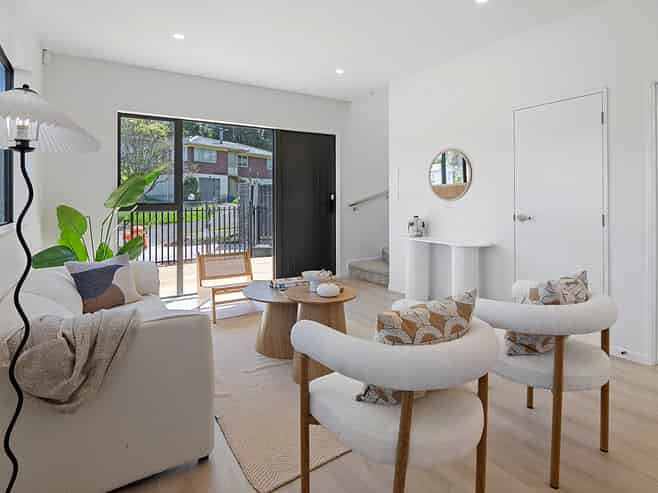 11 Glenfinn Place, Massey