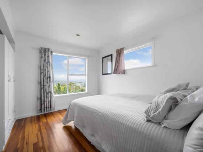 160 Glengarry Road, Glen Eden