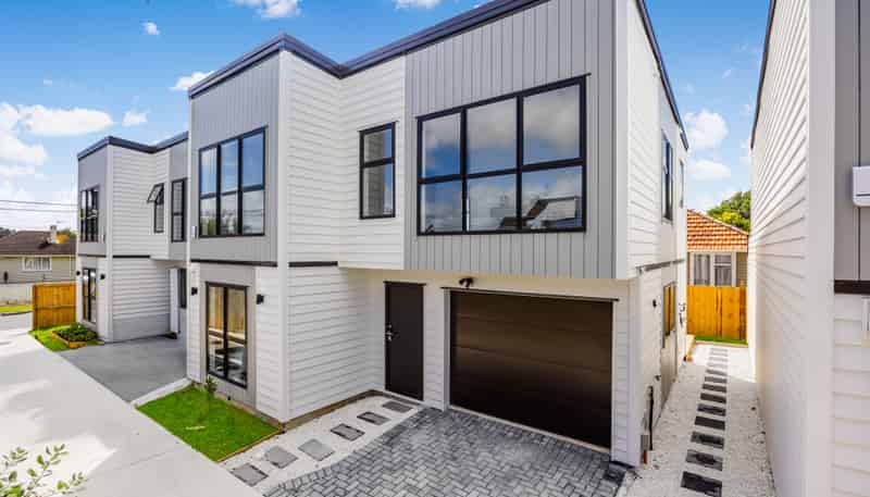 2/8 Arimu Road, Papakura