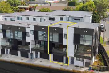 6-10/201 Sunnynook Road, Wairau Valley