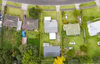 37 Torino Street, Point England