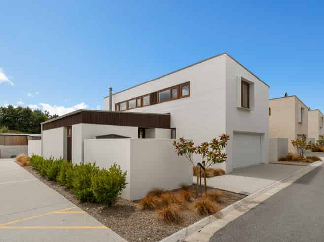 6 Fern Burn Close, Wanaka