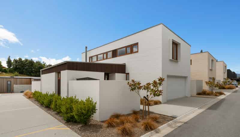 6 Fern Burn Close, Wanaka