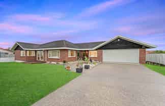 45 Oakridge Way, Northpark