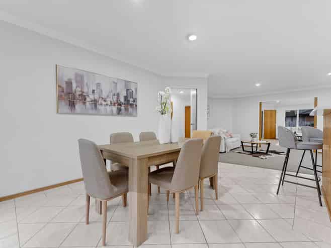 45 Oakridge Way, Northpark