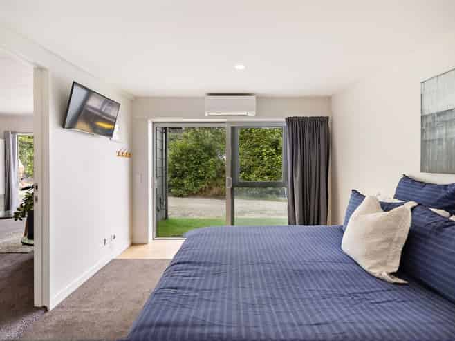 27B Hamilton Road, Queenstown