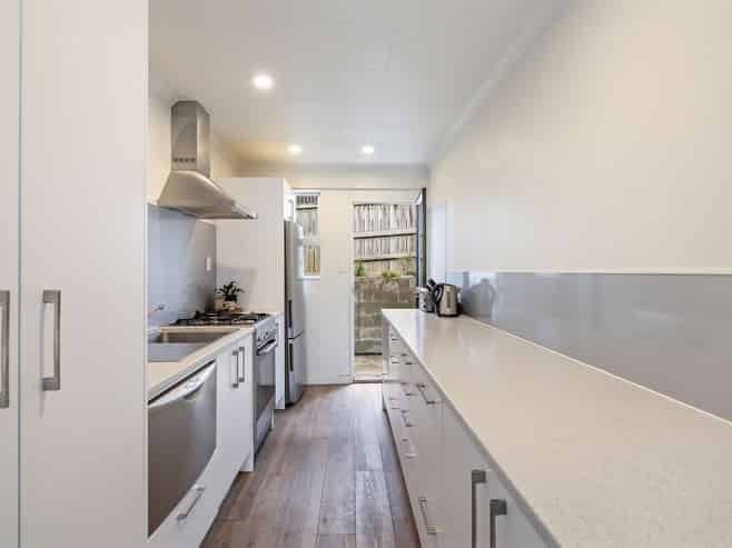 27B Hamilton Road, Queenstown