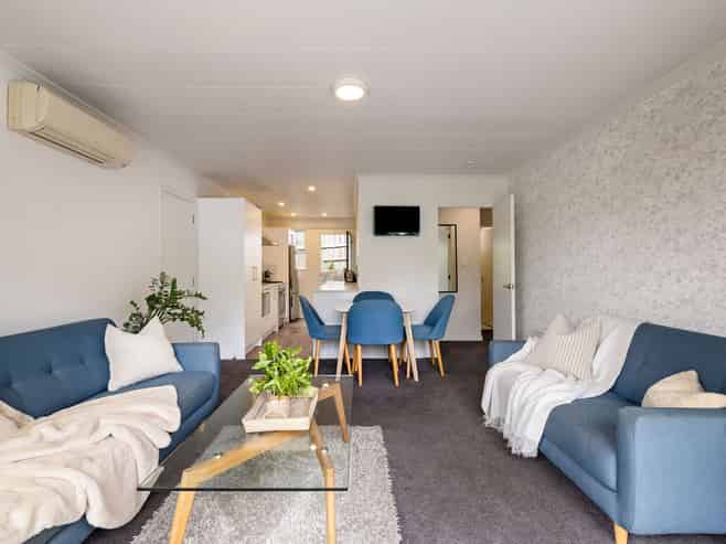 27B Hamilton Road, Queenstown