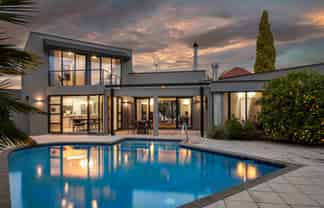 8 Harrods Court, Fendalton