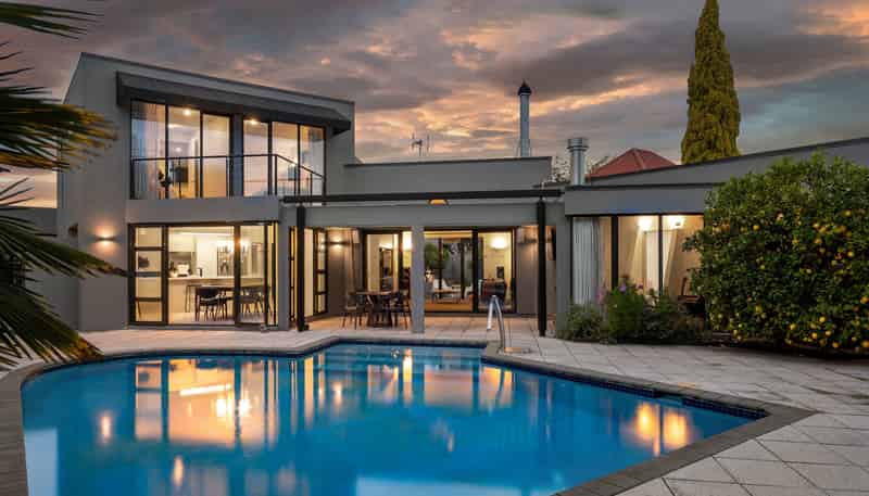 8 Harrods Court, Fendalton