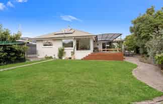 10 Neale Avenue, Stoke