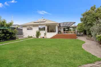 10 Neale Avenue, Stoke