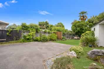 10 Neale Avenue, Stoke