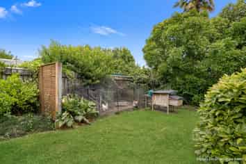 10 Neale Avenue, Stoke