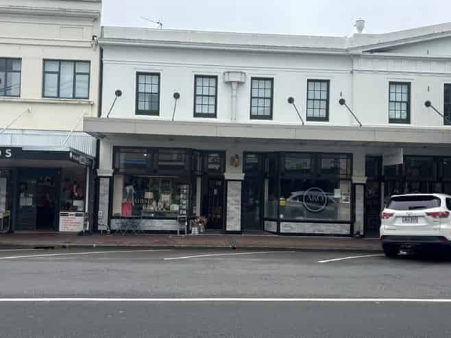 Beautiful character on Jackson Street