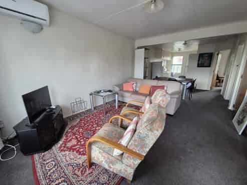 2/93 Scott Street, Blenheim Central