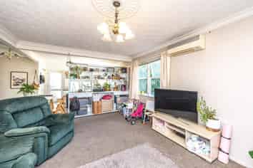 1 Hodge Place , Aramoho