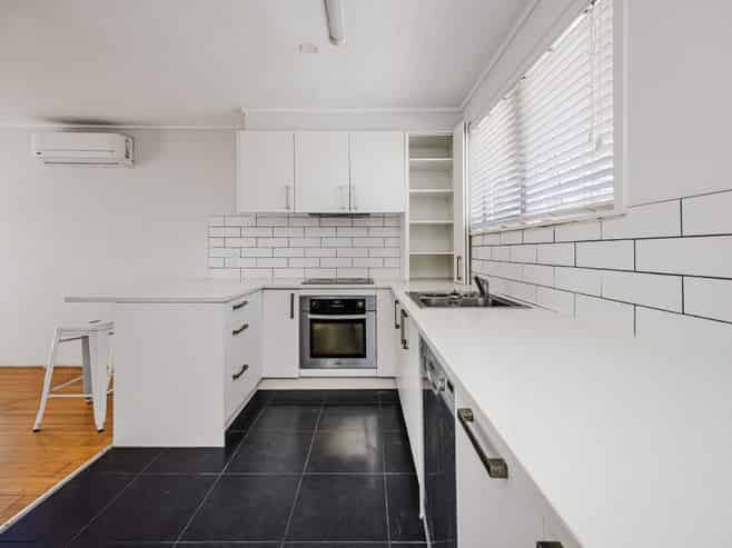 2/8 James Road, Manurewa