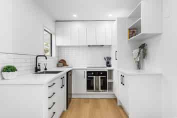 1/56B Burundi Avenue, Clendon Park