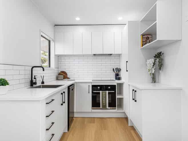 1/56B Burundi Avenue, Clendon Park