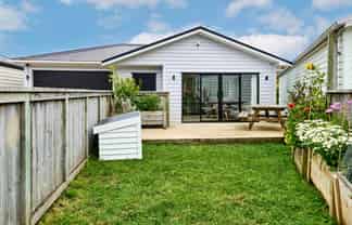 75 Erlestoke Crescent, Churton Park