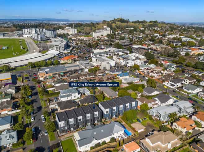 5/12 King Edward Avenue, Epsom