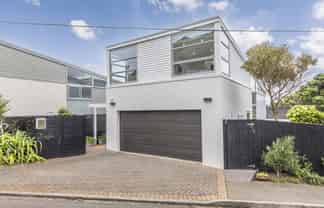 32 Mantell Street, Seatoun