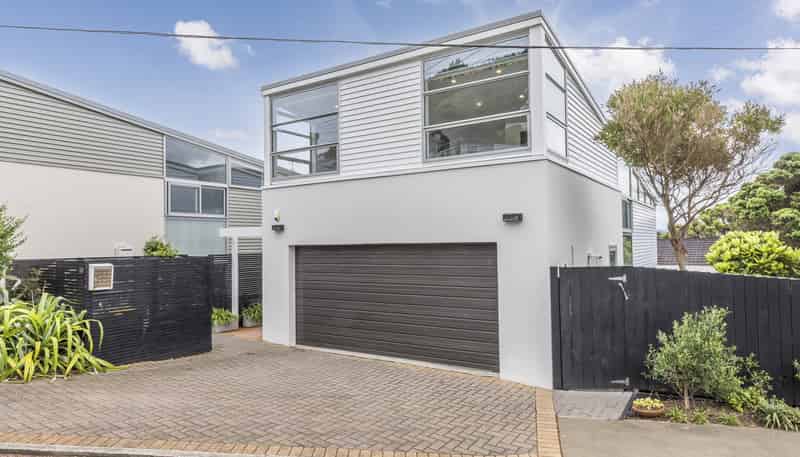 32 Mantell Street, Seatoun