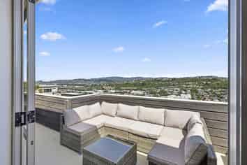 81 Nevay Road, Miramar