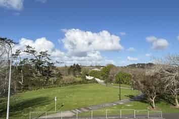 203/2A Oakley Avenue, Waterview