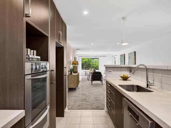 2/35 Arney Road, Remuera