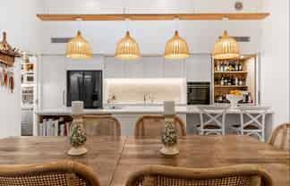 4 Taumata Road, Omaha