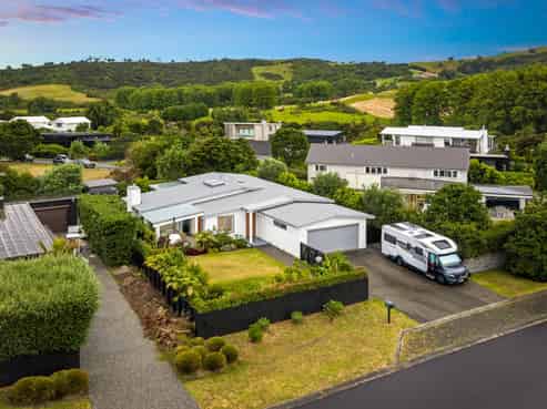 4 Taumata Road, Omaha