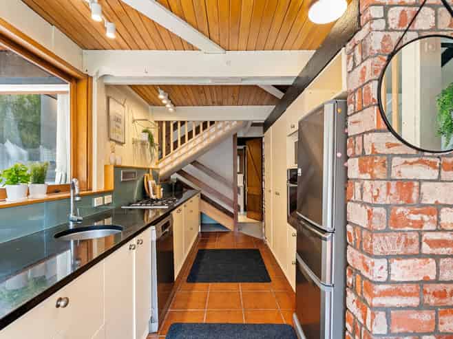 52 Amapur Drive, Khandallah