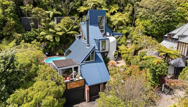 52 Amapur Drive, Khandallah