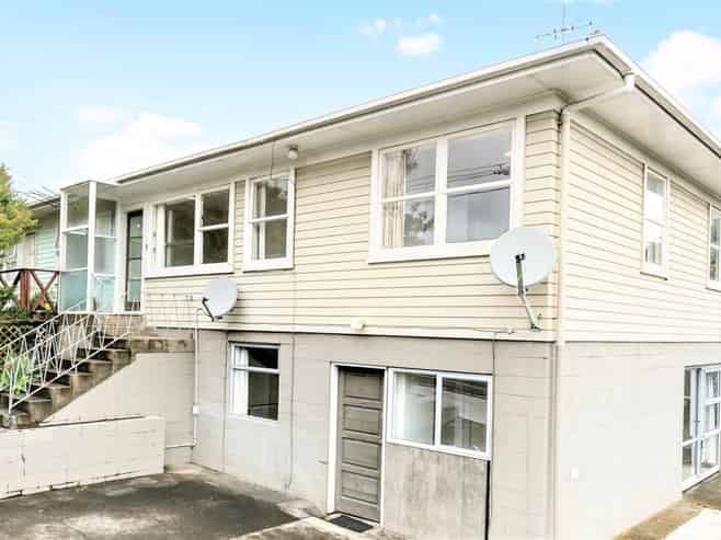 1b/9 College Road, Northcote