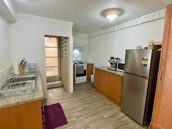 1b/9 College Road, Northcote