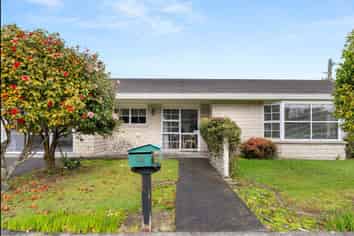 22 Opaki Road, Lansdowne