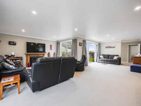 14B Mayne Place, Snells Beach