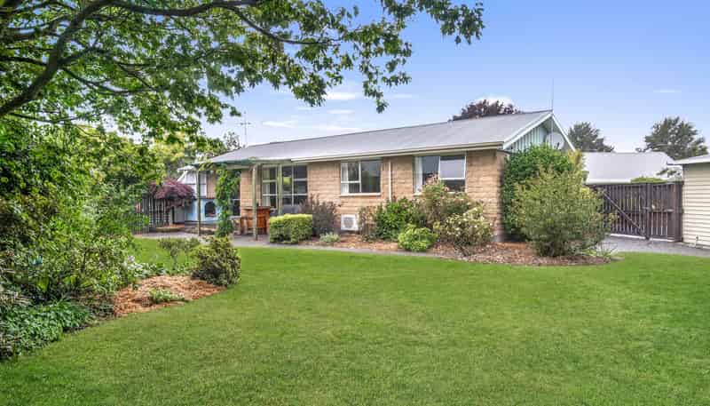 13 Hillier Place, Allenton