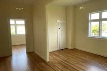 Profile on Sandringham Road