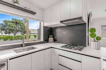 5 Moravale Lane, Flat Bush